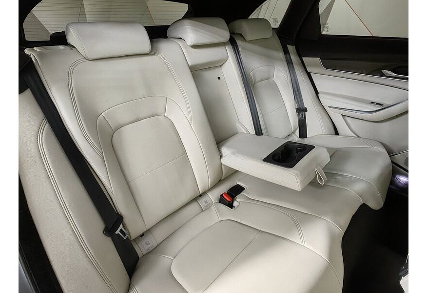 68f720f4e6c8f6ee82ad933d4c301f17