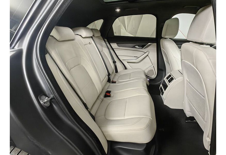 8f5f3600b09fc77208d2fb7ae99f1330