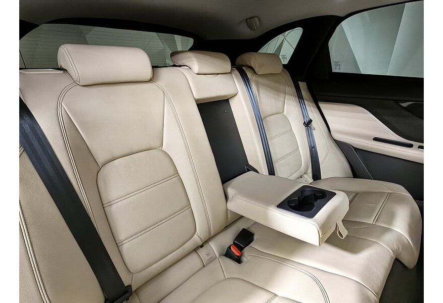 6c2620efef94513b4a02a95505bd6d76