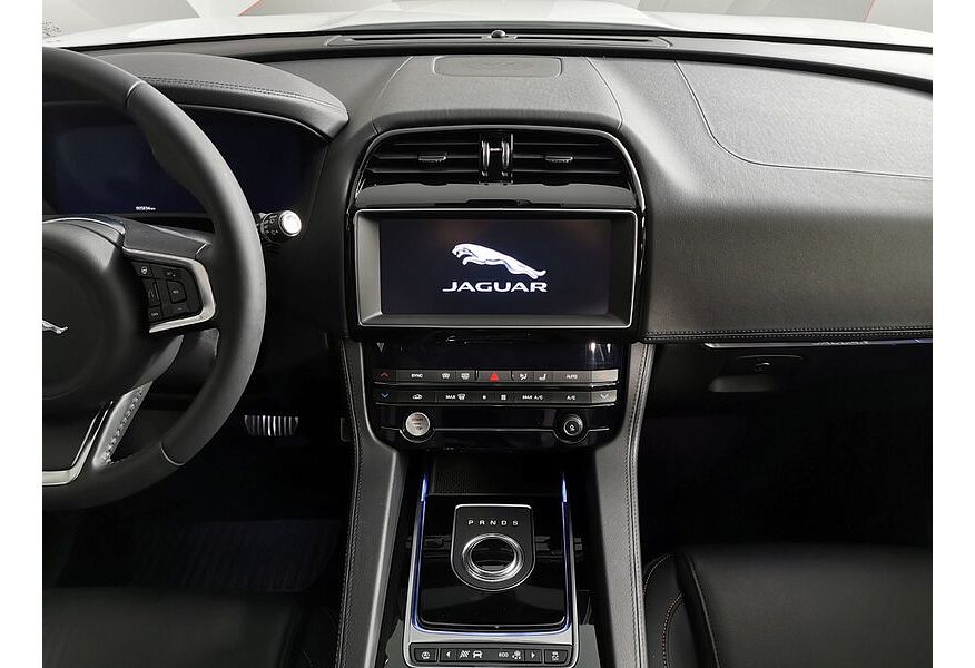 53d10b6c16f4e23d5ffb69bd69693358