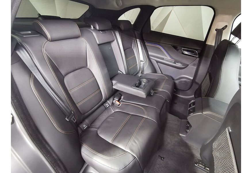 e06f978d8aed421442b03183f6d44715